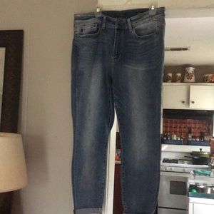 Judy Blue Slim Straight